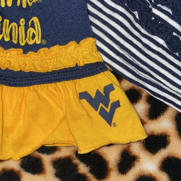 •COLOSSEUM•WEST VIRGINIA RUFFLE TOONS OUTFIT SETS SIZE 0-3 MONTHS EUC/NWOT - Picture 4 of 8